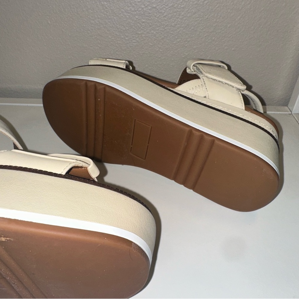 Caslon Beige Platform Sandals! Like New! 4.5M Women’s! Rare size find! - Picture 11 of 13